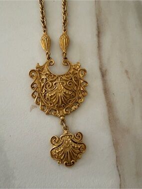 Antique Art Deco Gold Filigree Drop Pendant Vintage Necklace